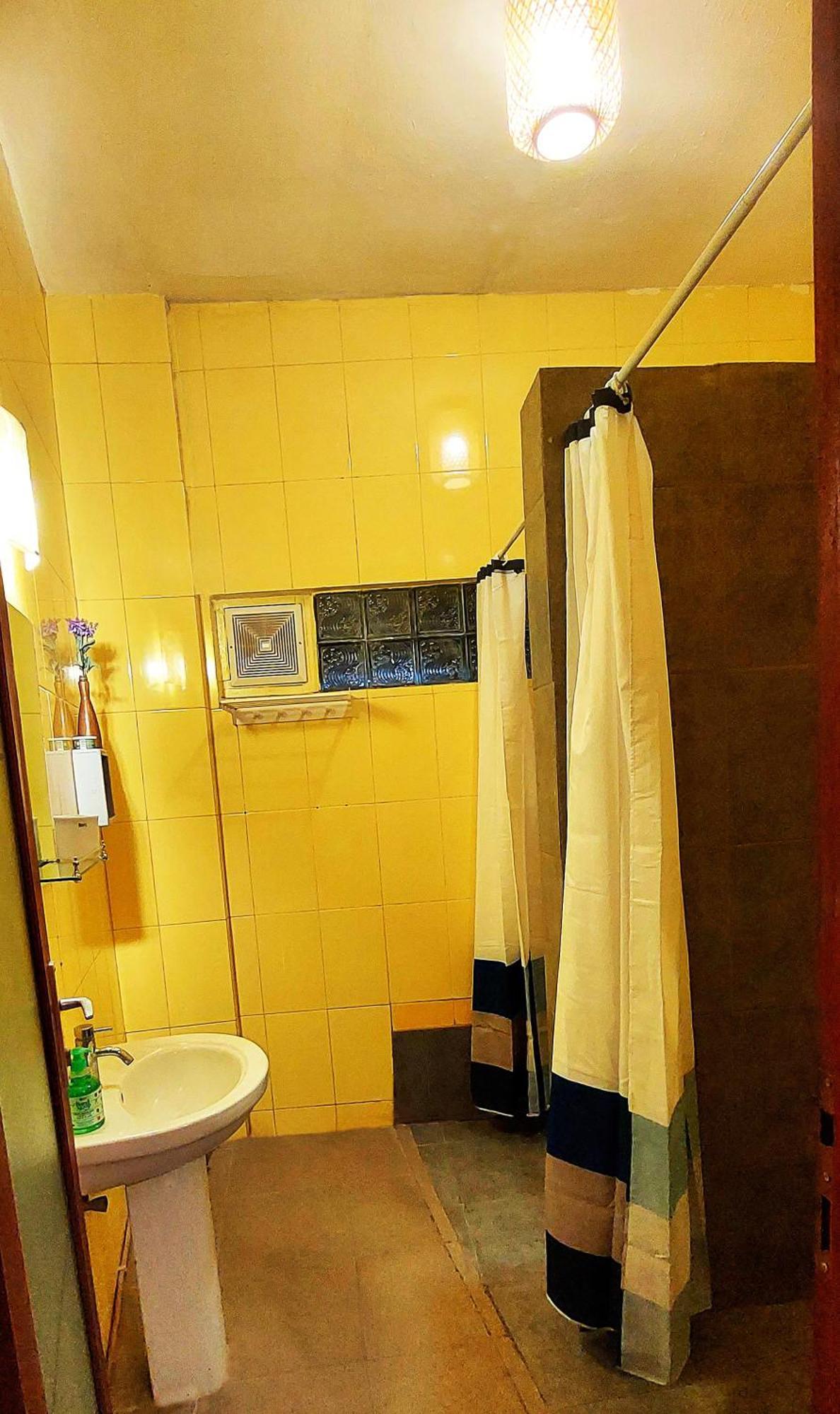 Hustay Guest House - Canggu Luaran gambar